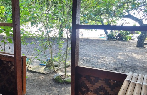 Santa Catalina House | Tranquil beachfront paradise with organic gardens - wifi and home gym