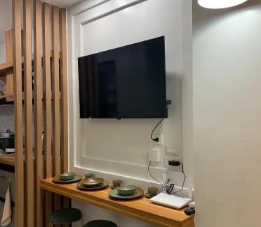 Cebu Apartment | Tranquil Mountain View in Cebu City Studio unit for 1 to 4 pax with High speed WiFi Free Pool and Netflix