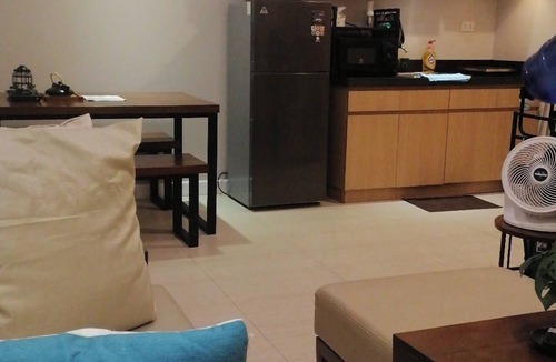 Cebu Condo | Tranquil well-appointed 1-BR unit condo near Cebu’s business and shopping center