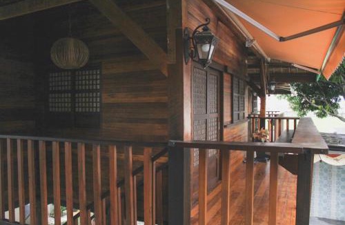 Angeles City Hotel | Treehouse Executive Villas - ANGELES