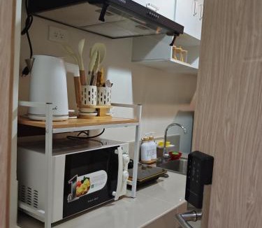 Novaliches Apartment | Trees Residence - The Pristine Staycation Suite