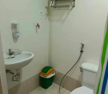 Novaliches Apartment | Trees Residences 1 Bedroom with Netflix and Bluetootth Karaoke Speaker with 2 mini Microphone