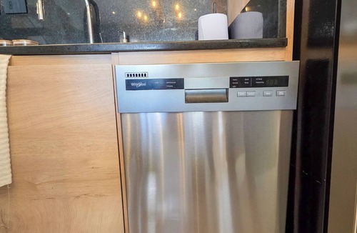 Dominicus Apartment | Trinidad 302 Luxury Beachfront Penthouse Rooftop Jacuzzi Aqua Esmeralda