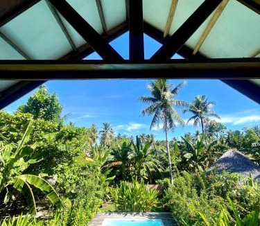 Catangnan Villa | Tropical Jungle Villa 5 min walk to Cloud 9