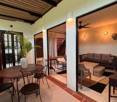 Air Hangat Ski Chalet | TRV Tropical Duplex Open Dipping Pool 5 min to the Beach
