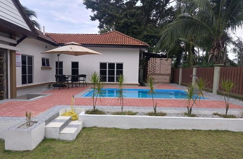 Seremban House | TTJ Pool Homestay