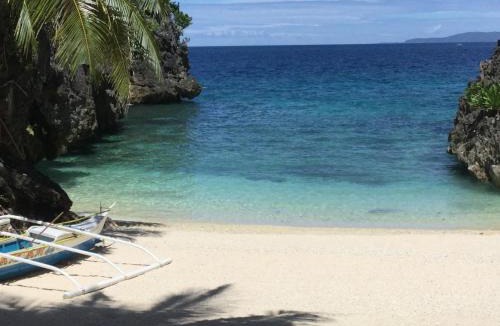 Calatrava Resort | Turtle Cove Exclusive Island Resort