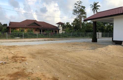 Kampung Sekati House | Twin Homestay C
