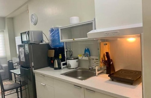 CSJDM Apartment | Two Bedroom Condo with pool netflix & wifi