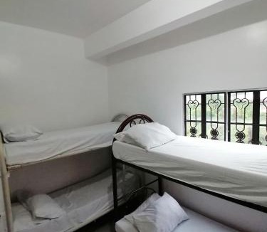 Dagupan Bed & Breakfast | Two-Hearts Dormitory