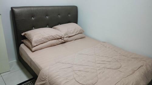 Jenjarom House | Ubudiyah dbangsal homestay