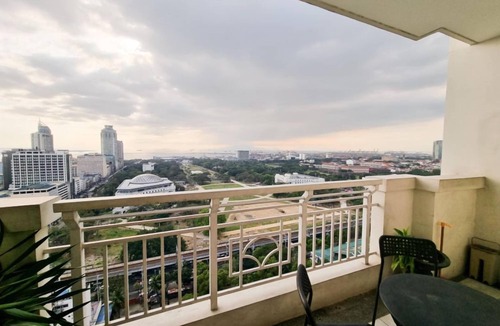 Ermita Condo | Unit 2216 Torre de Manila