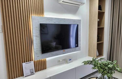 Pallocan Apartment | Unit 301 at One Pontefino