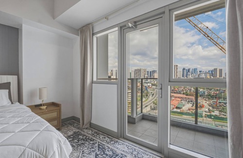 Bonifacio Global City Apartment | Uptown Arts BGC Studio Unit