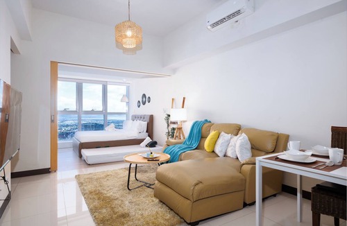 Katuparan Apartment | Uptown Parksuites T1 2.5BR - Hi Flr & Stunning Views