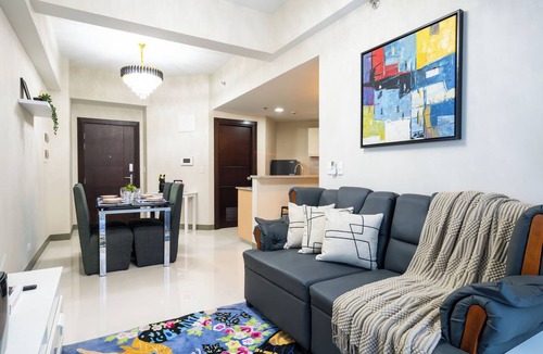 Bonifacio Global City Apartment | Uptown Parksuites T2 Bright & Airy Sky Garden flr 2.5BR,Uptown BGC