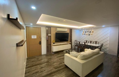 Taguig Apartment | Urban Oasis