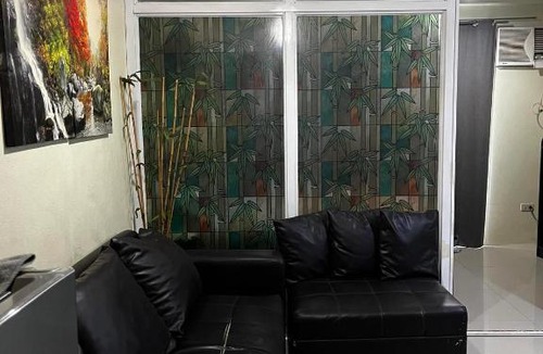 Moonwalk Apartment | V&J Transient Condotel