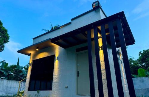 Camalig Bed & Breakfast | Vals Farm Guesthouse