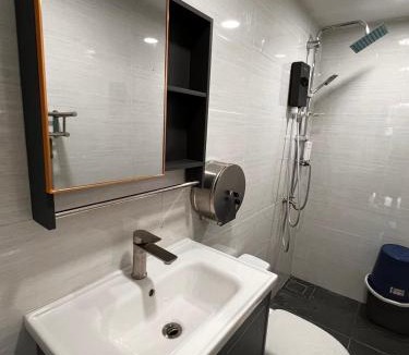 Central District Bed & Breakfast | ValueRoomz Sentosa Southkey Mid Valley S22