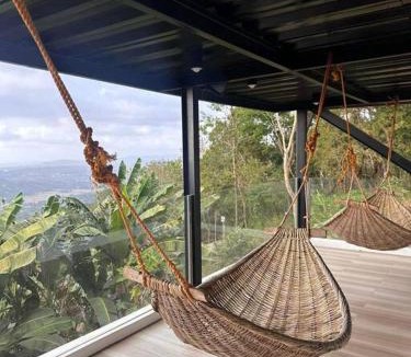 San Fernando Villa | Veronica Guesthouse w/Breathtaking Mountain View