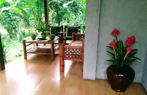 Samboan House | very near in waterfalls and a short drive away to whale shark watching