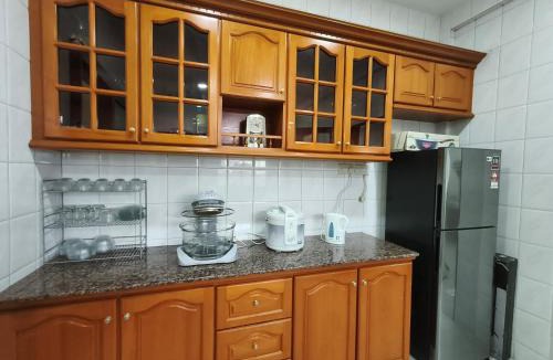 Miri Apartment | VI Sweet Home