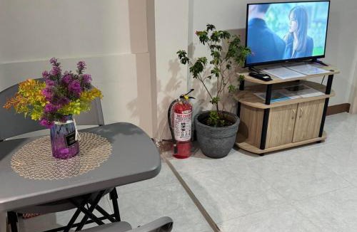 Sorsogon City Villa | Vibrant Vibes Cozy Staycation II in Sorsogon City