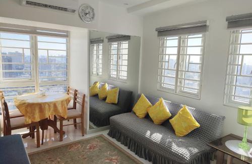 South Triangle Apartment | Victoria De Morato Staycation