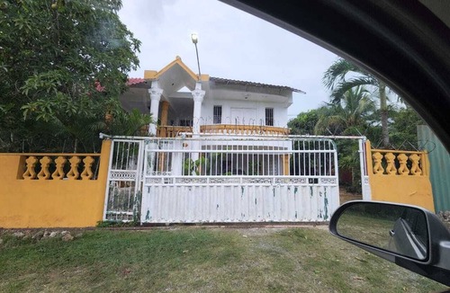 Boca Chica Bed & Breakfast | VILLA 5 MIN FROM THE AIRPORT, WELLNESS, NATURE, AND PRIVACY