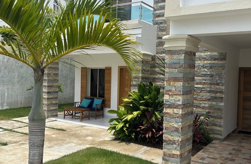 Costambar House | Villa Belle Mar with a pool and within walking distance of the beach!