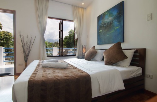 Dauin Resort | Villa in Blue