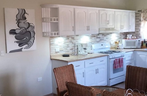Urbanizacion Tavarez Villa | Villa in downtown Sosua with 2 bedrooms, 2 bathrooms, guest-friendly