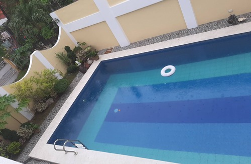 A. Bonifacio Villa | Villa in Parañaque 2/4 Bedrooms