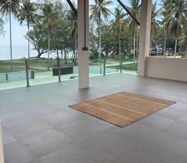 Kuantan Villa | Villa Tepi Laut