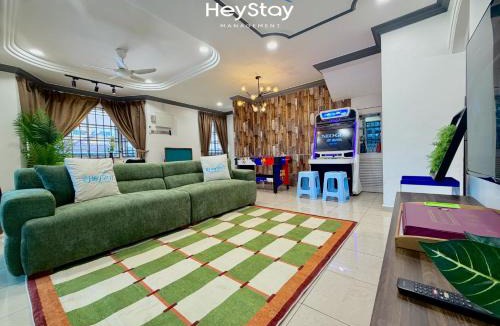 Malacca City House | Villa6R5B20Pax SwimmingPool Karaok Playground Game