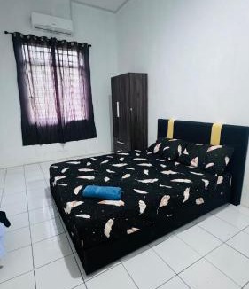 Kampung Tambalugu House | Vivi Villa Homestay