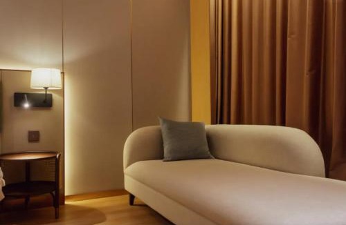 George Town Hotel | VOS Suites By BOLD