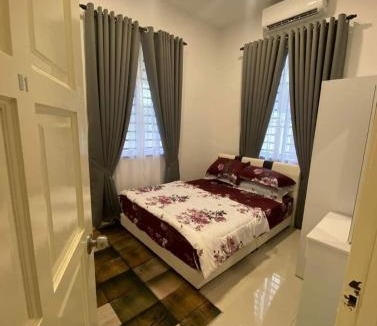 Kampung Pantai Halban House | Wan D'Zahra Homestay