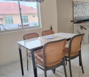 Perlis House | Warisan desa homestay