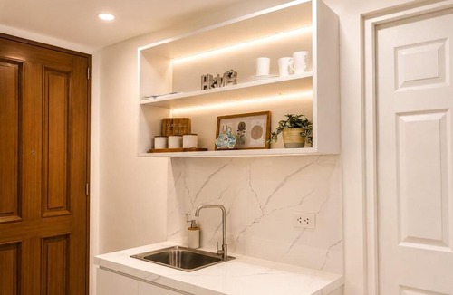Pallocan Apartment | Warm & Stylish 1BR Condo One PonteFino Batangas