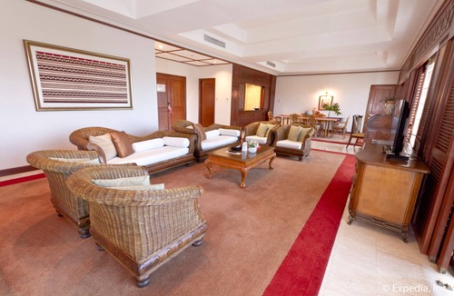 Mactan Export Processing Zone Hotel | Waterfront Airport Hotel & Casino