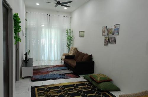 Kota Sarang Semut House | Watie Homestay Kota Emas Kota Sarang Semut Kedah
