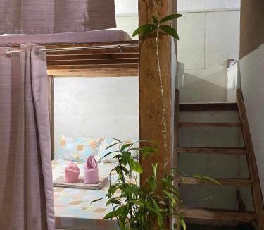 Catangnan Hostel | Wave retreat