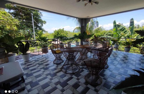 Moalboal House | WCW Auberge
