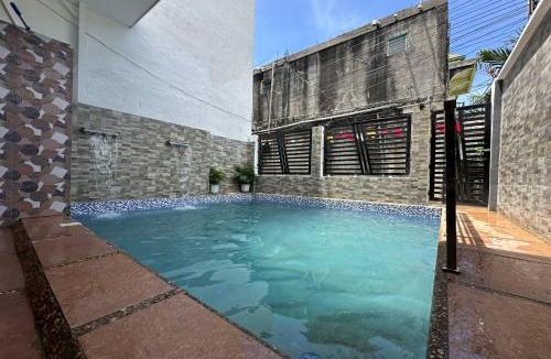 Puerto Galera Hotel | White-Beach Hideaway Resort Puerto Galera