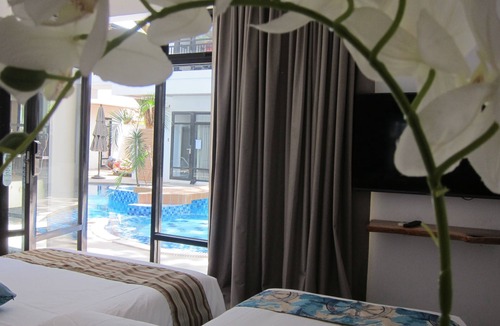 Puerto Princesa City Centre Hotel | White Breeze Palawan Boutique Hotel