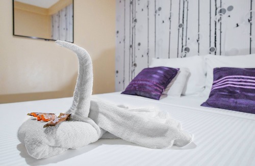 Manoc-Manoc Hotel | White Shamrock Beach Hotel