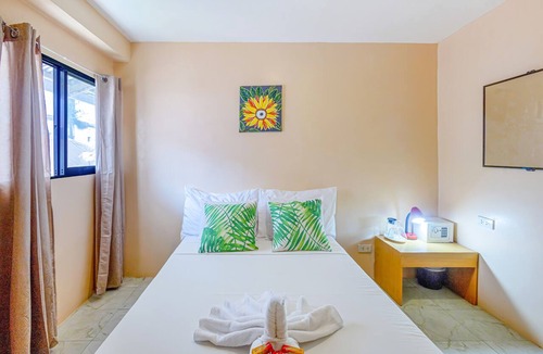 Manoc-Manoc Hotel | White Shamrock Beach Hotel