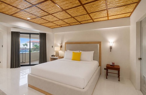 Subic Resort | Whiterock Beach Resort
